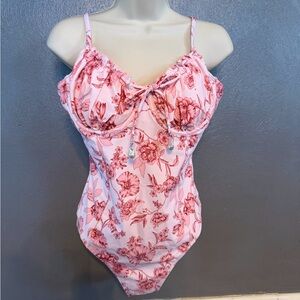 Cupshe pink Floral Swimsuit NWT